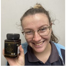 PREMIUM MANUKA HONEY UMF10+ 500g From BeeNZ Katikati